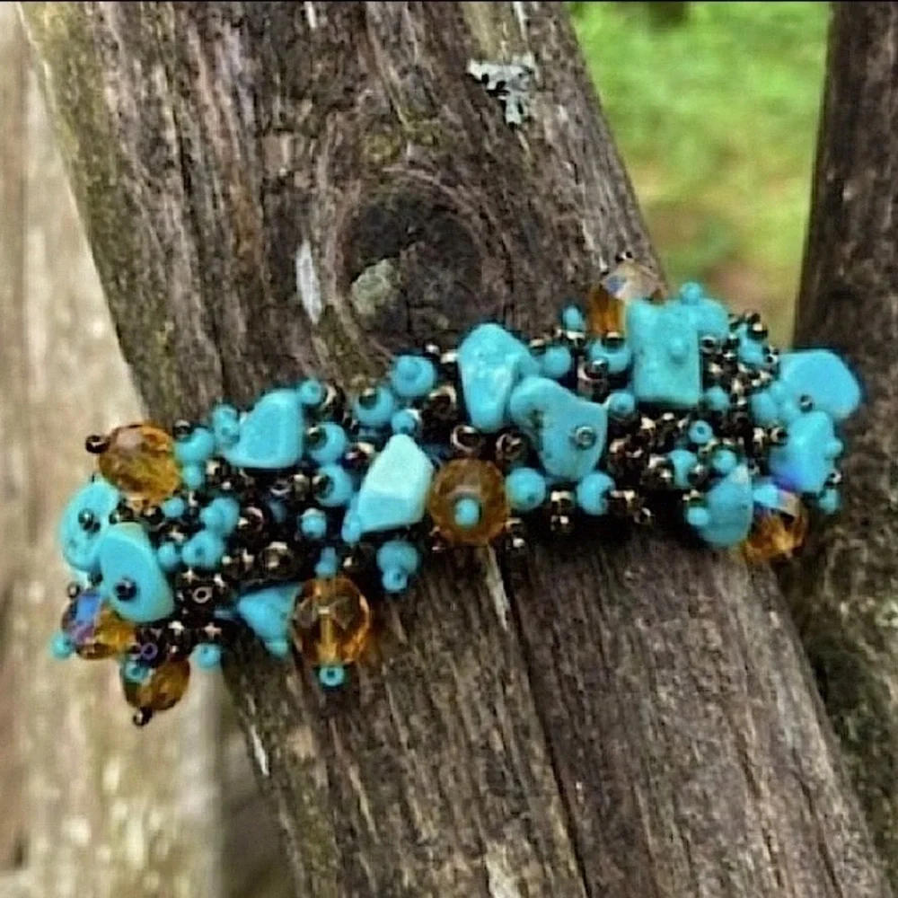 BRACELET 8” ARTISAN MADE Turquoise Blue Bronze Gold Beaded Magnetic Close